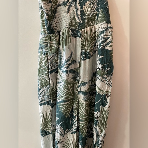 Aerie Green Leaf Print Tie Front Tropical Jumpsuit Size M - Picture 5 of 9